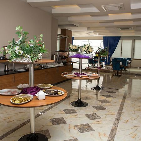 Akcali Hotel İskenderun Exterior foto